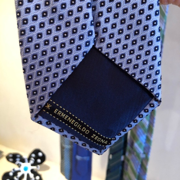 Designer Ties - Picture 4 of 6
